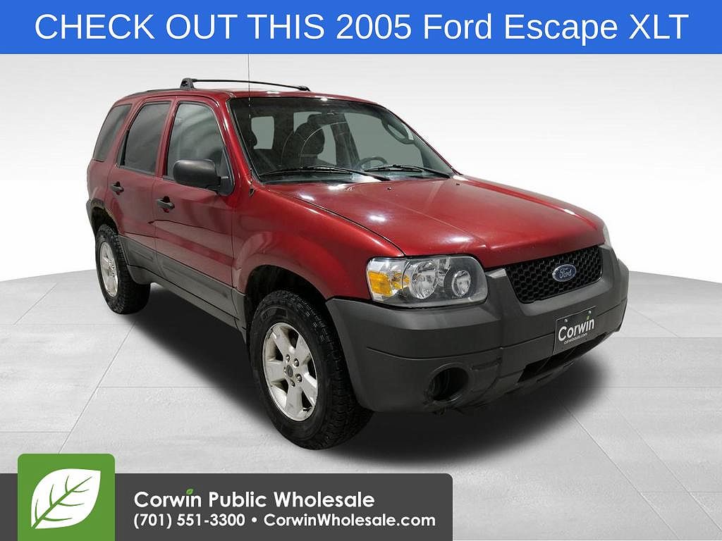 2005 Ford Escape XLT image 0