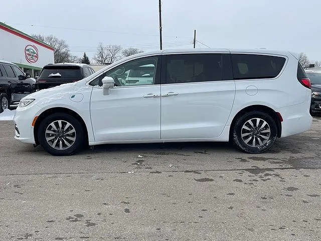 2022 Chrysler Pacifica