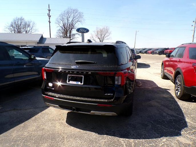 2025 Ford Explorer