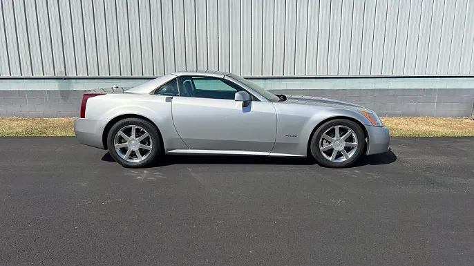 2005 Cadillac XLR