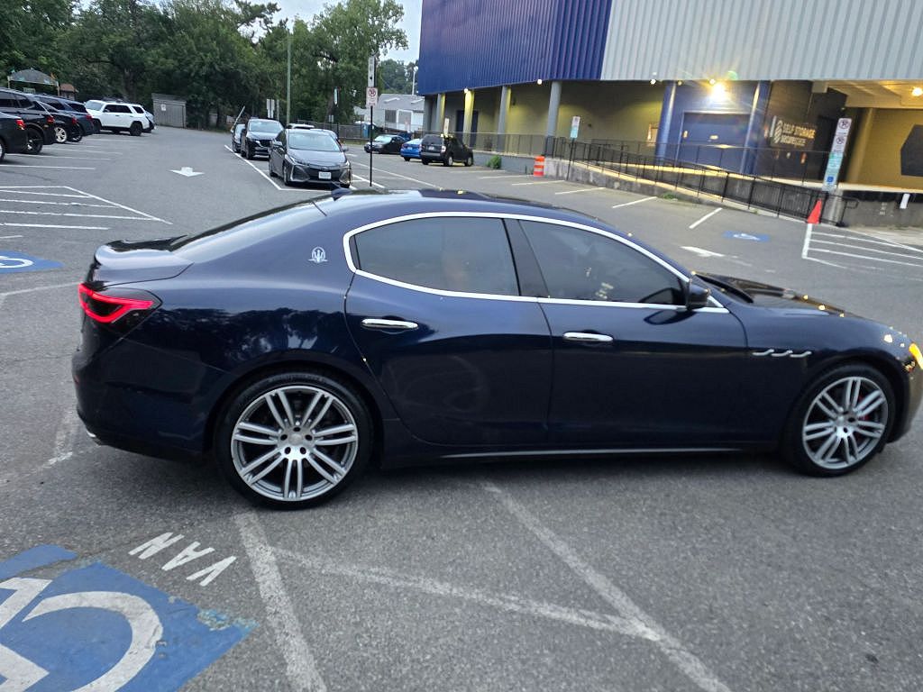 2017 Maserati Ghibli