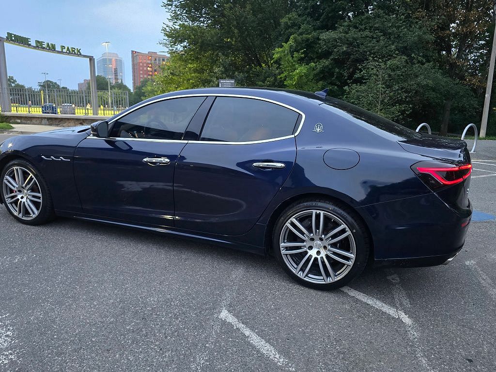 2017 Maserati Ghibli