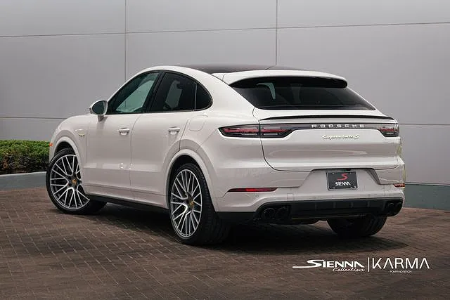 2022 Porsche Cayenne