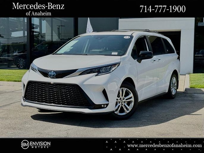 2023 Toyota Sienna