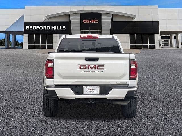 2024 GMC Canyon