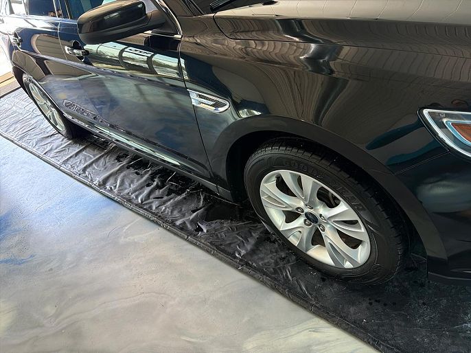 2011 Ford Taurus