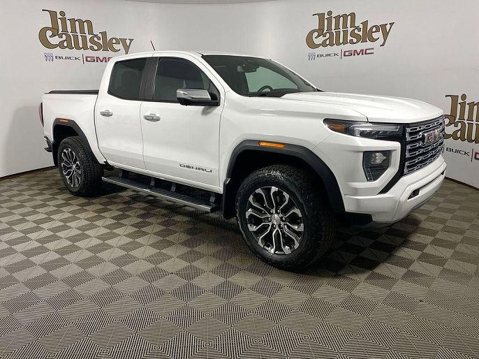 2023 GMC Canyon