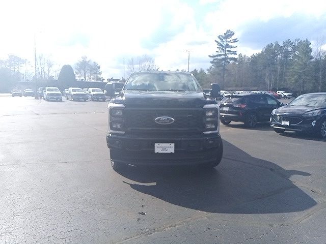 2025 Ford F-350