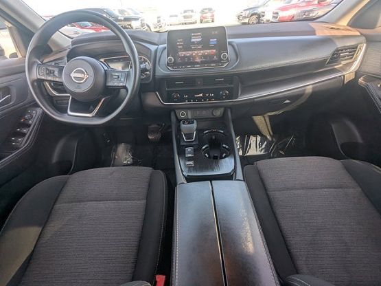 2023 Nissan Rogue SV photo 10