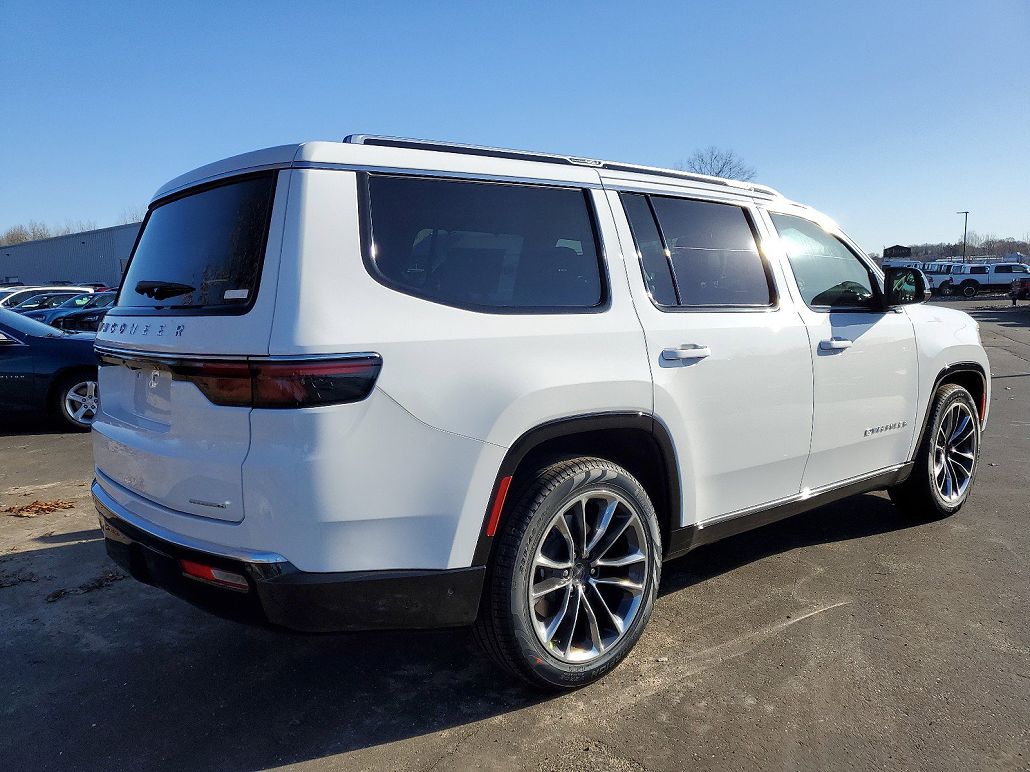 2024 Jeep Wagoneer Series III image 3