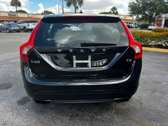 2016 Volvo V60
