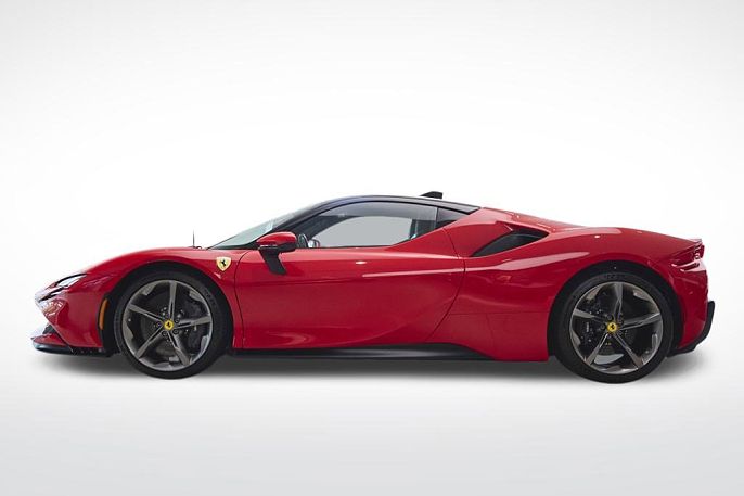 2022 Ferrari SF90