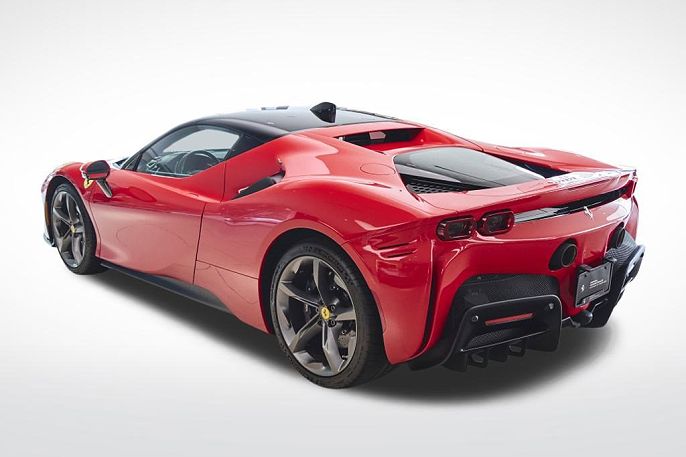 2022 Ferrari SF90