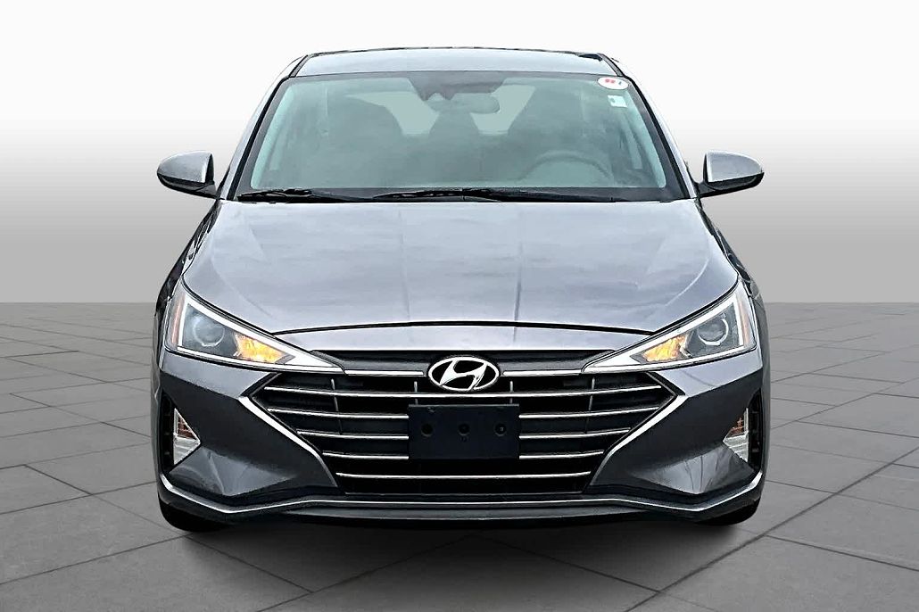2019 Hyundai Elantra SEL image 2