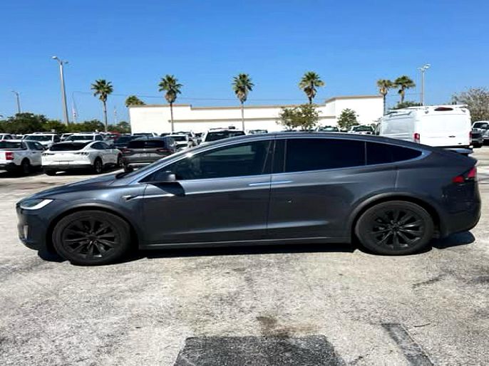 2017 Tesla Model X