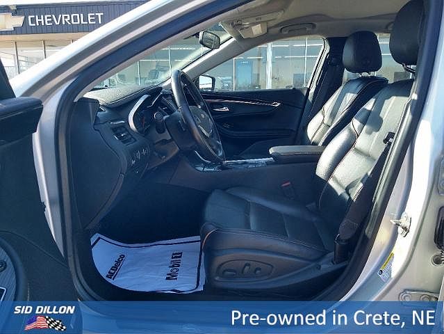 2018 Chevrolet Impala Premier image 2