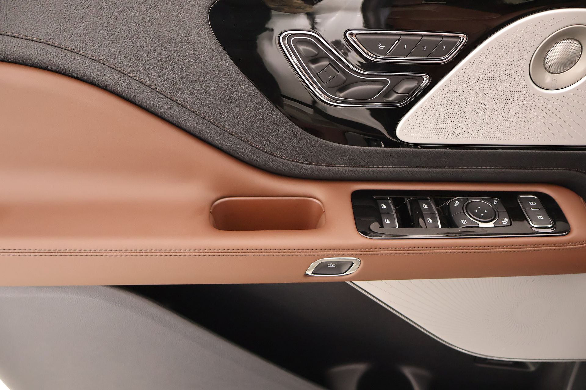 2026 Lincoln Aviator