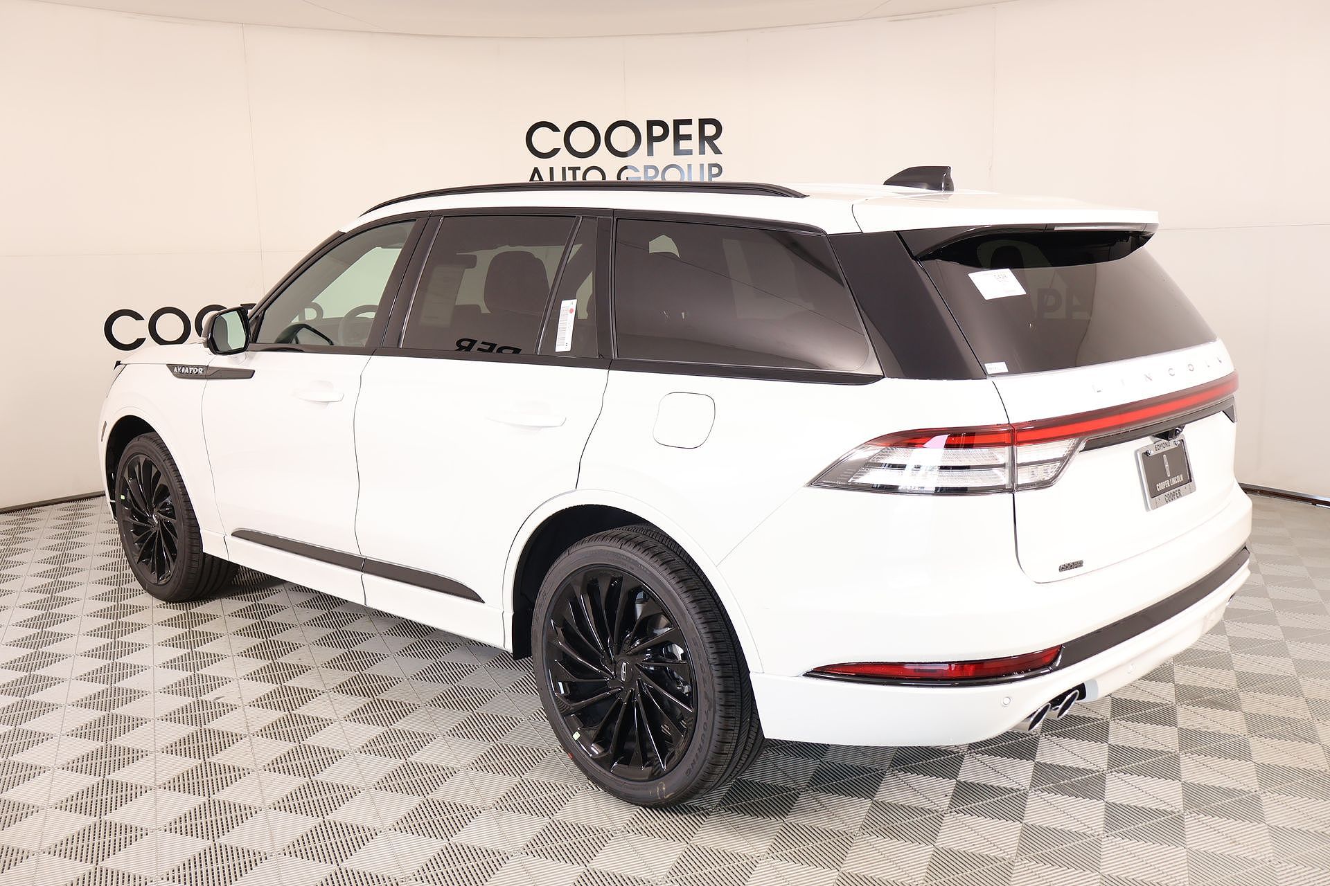 2026 Lincoln Aviator