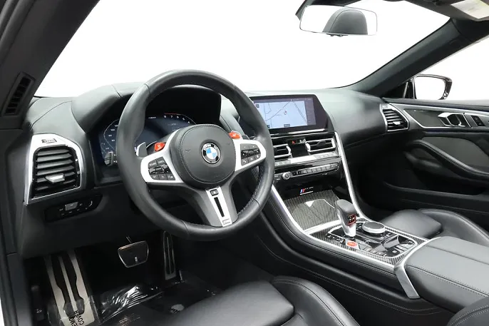2020 BMW M8