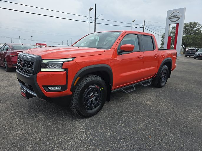 2025 Nissan Frontier