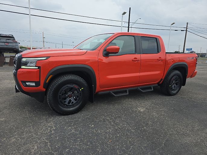 2025 Nissan Frontier