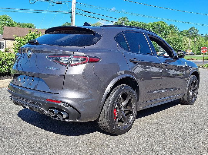 2024 Alfa Romeo Stelvio