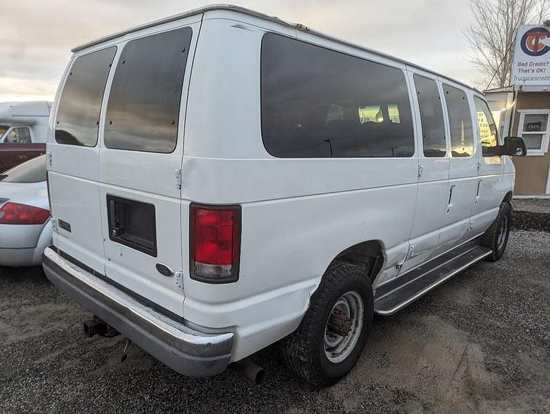 1999 Ford Econoline E-350 image 5