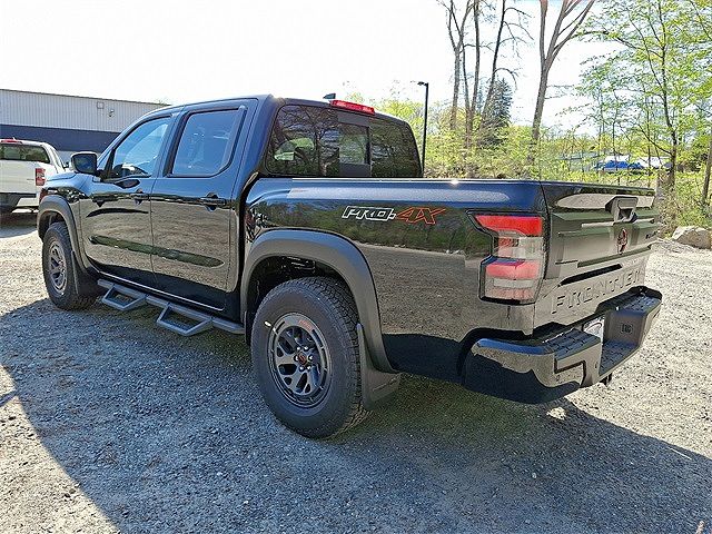2025 Nissan Frontier