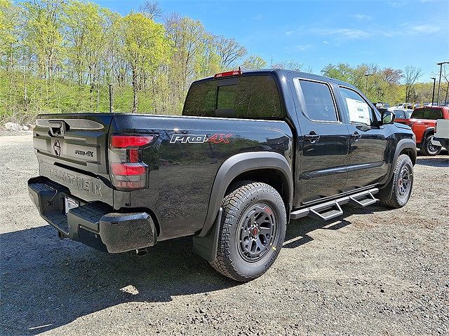 2025 Nissan Frontier
