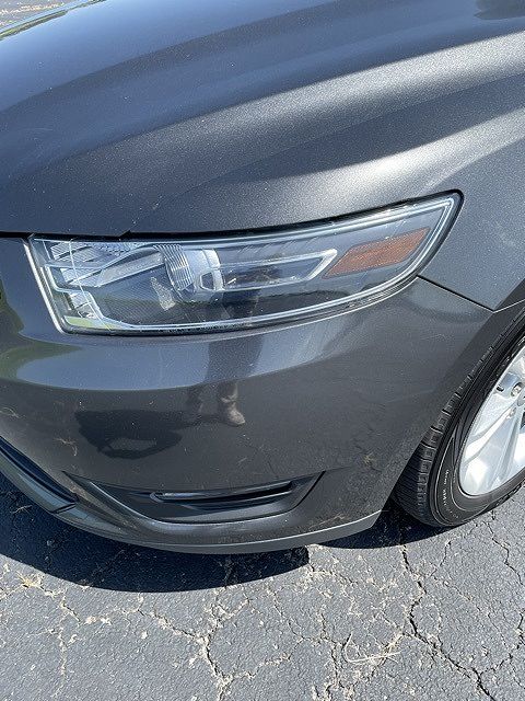 2018 Ford Taurus