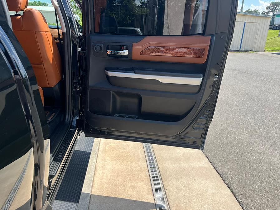 2018 Toyota Tundra