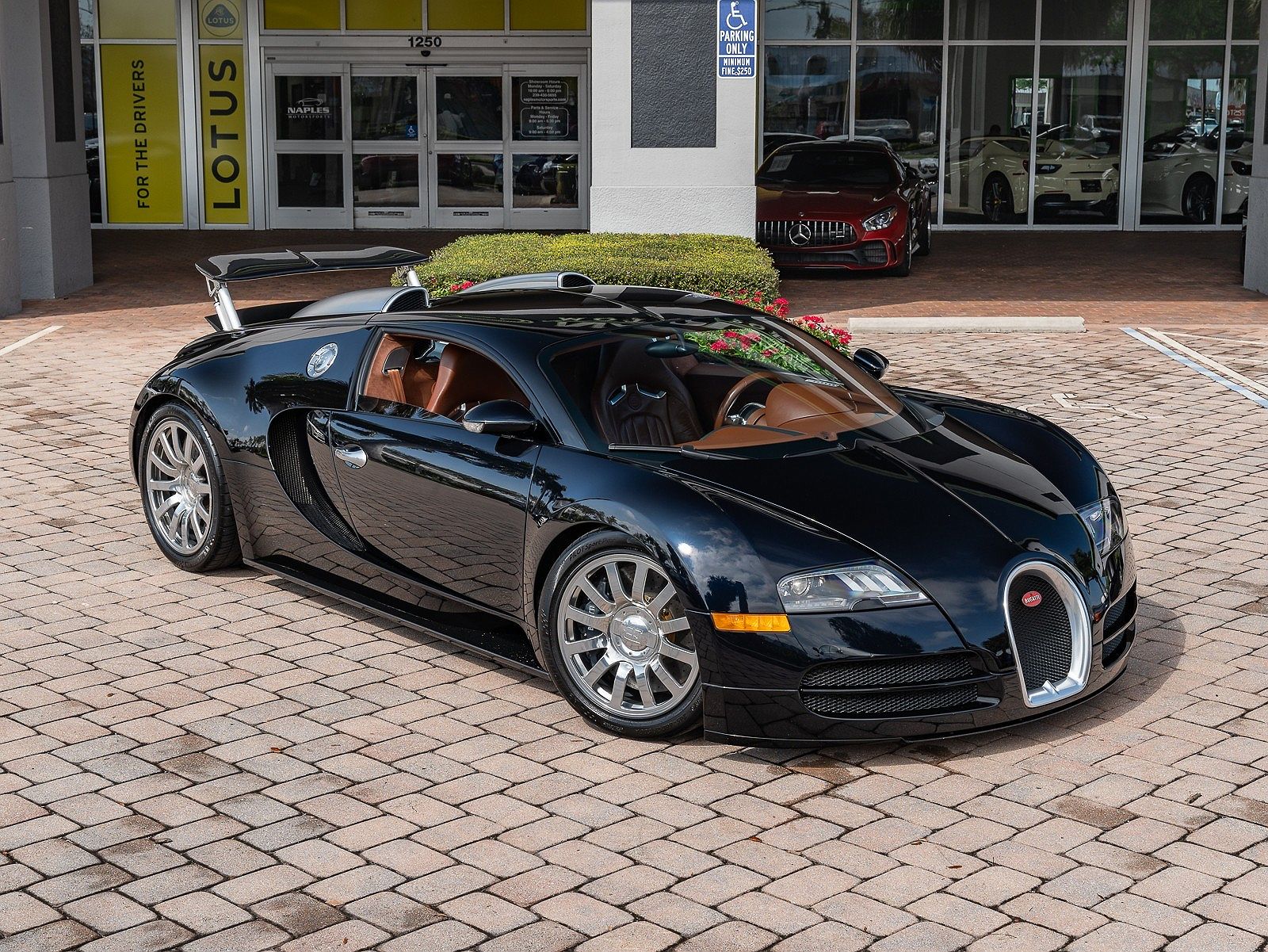 2006 Bugatti Veyron null image 24