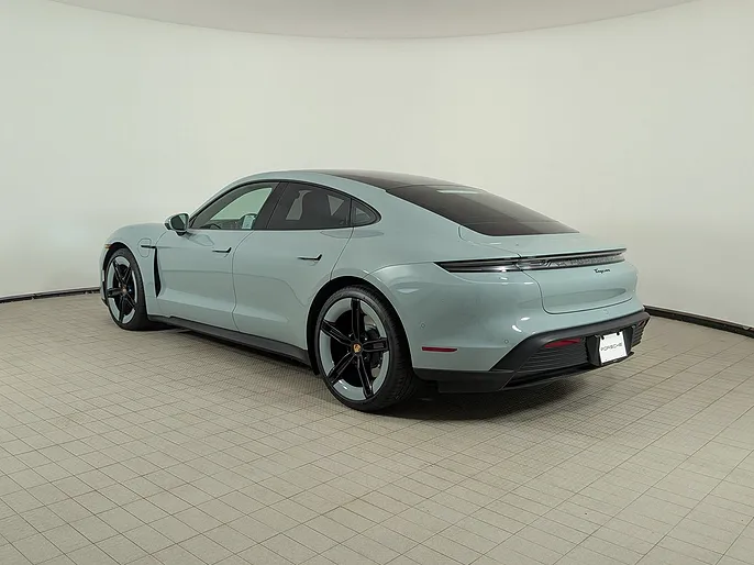 2025 Porsche Taycan