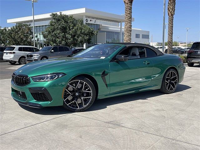 2025 BMW M8