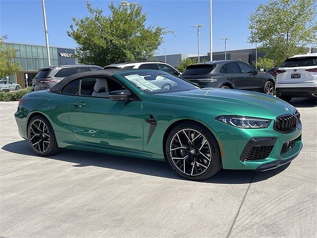 2025 BMW M8