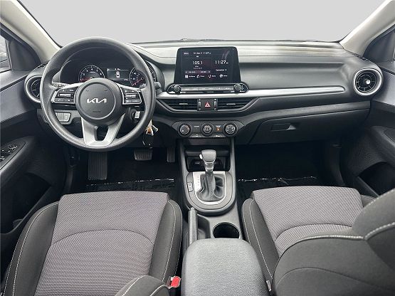 2024 Kia Forte LXS photo 11