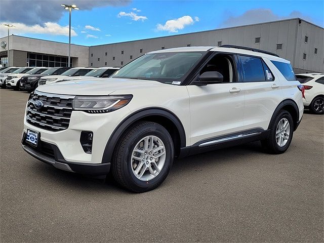 2025 Ford Explorer