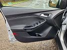 2015 Ford Focus Titanium image 9