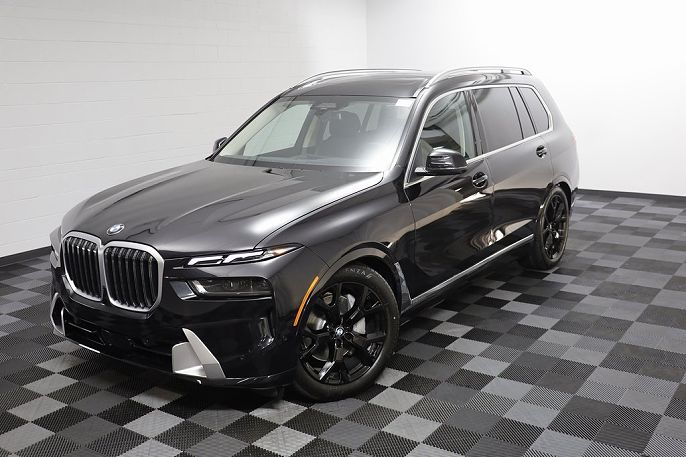 2026 BMW X7
