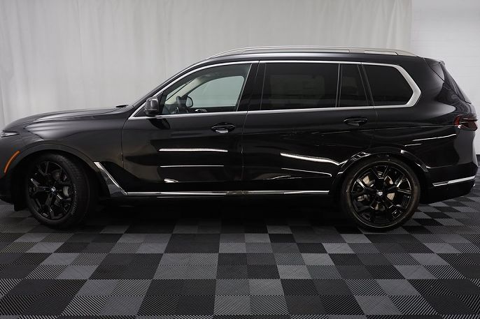 2026 BMW X7
