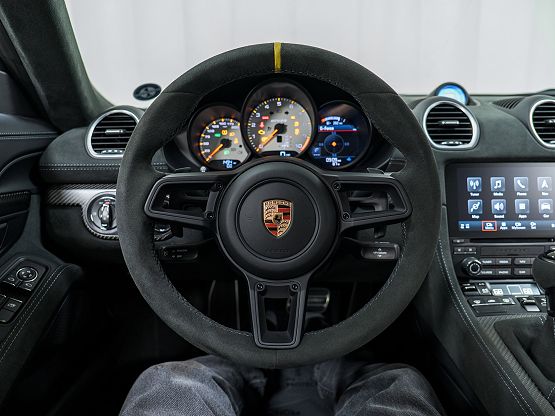 2023 Porsche Cayman GT4 RS photo 11