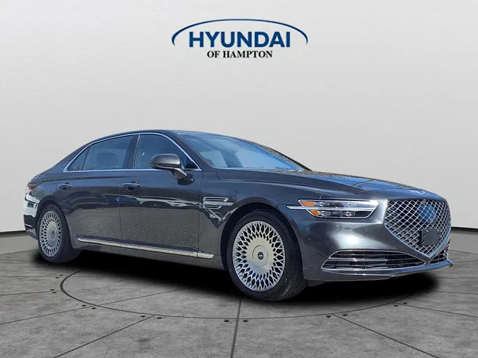 2022 Genesis G90