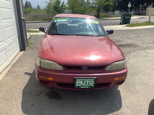 1995 Toyota Camry DX image 5