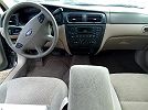 2002 Ford Taurus SE image 2
