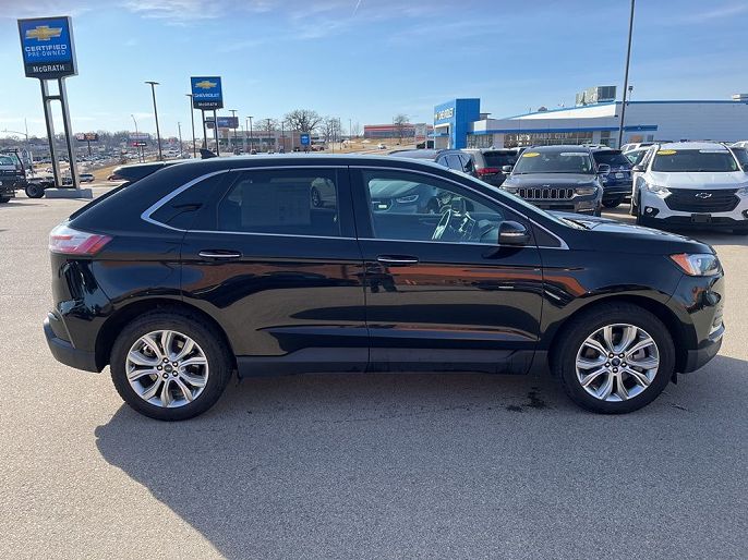 2022 Ford Edge