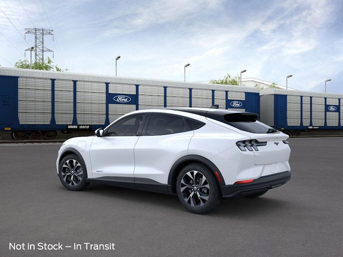 2025 Ford Mustang Mach-E