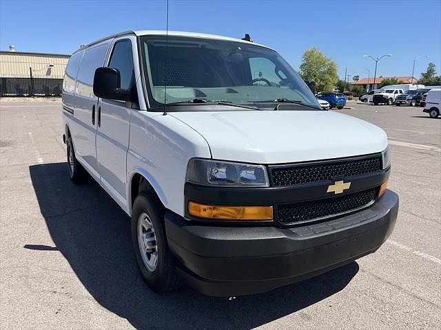 2020 Chevrolet Express 2500 image 0