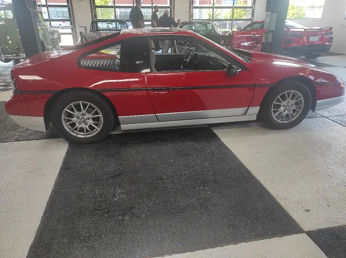 1986 Pontiac Fiero