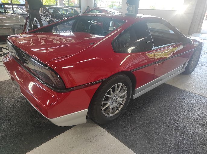 1986 Pontiac Fiero