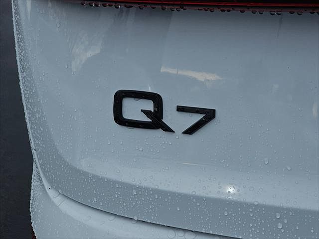 2023 Audi Q7 Premium Plus image 29